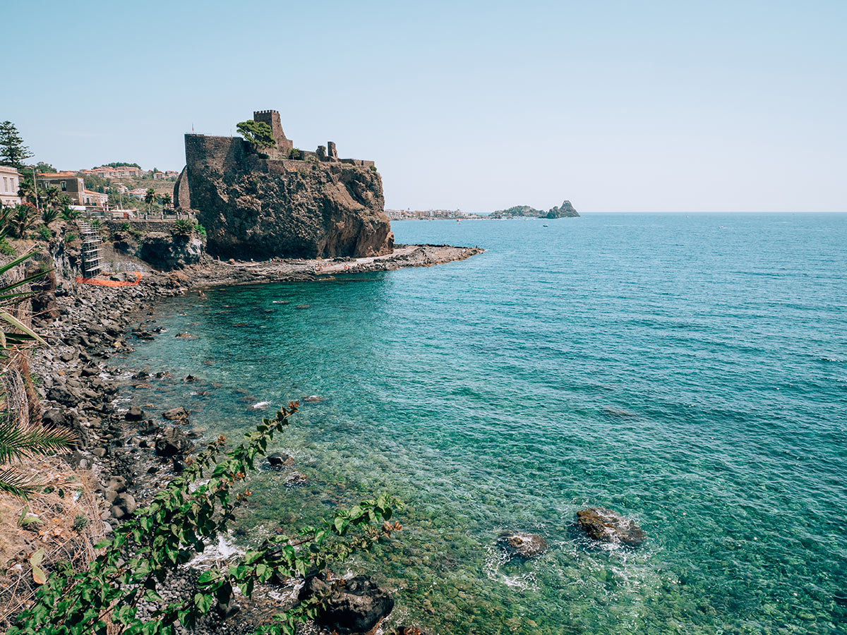 Aci Castello