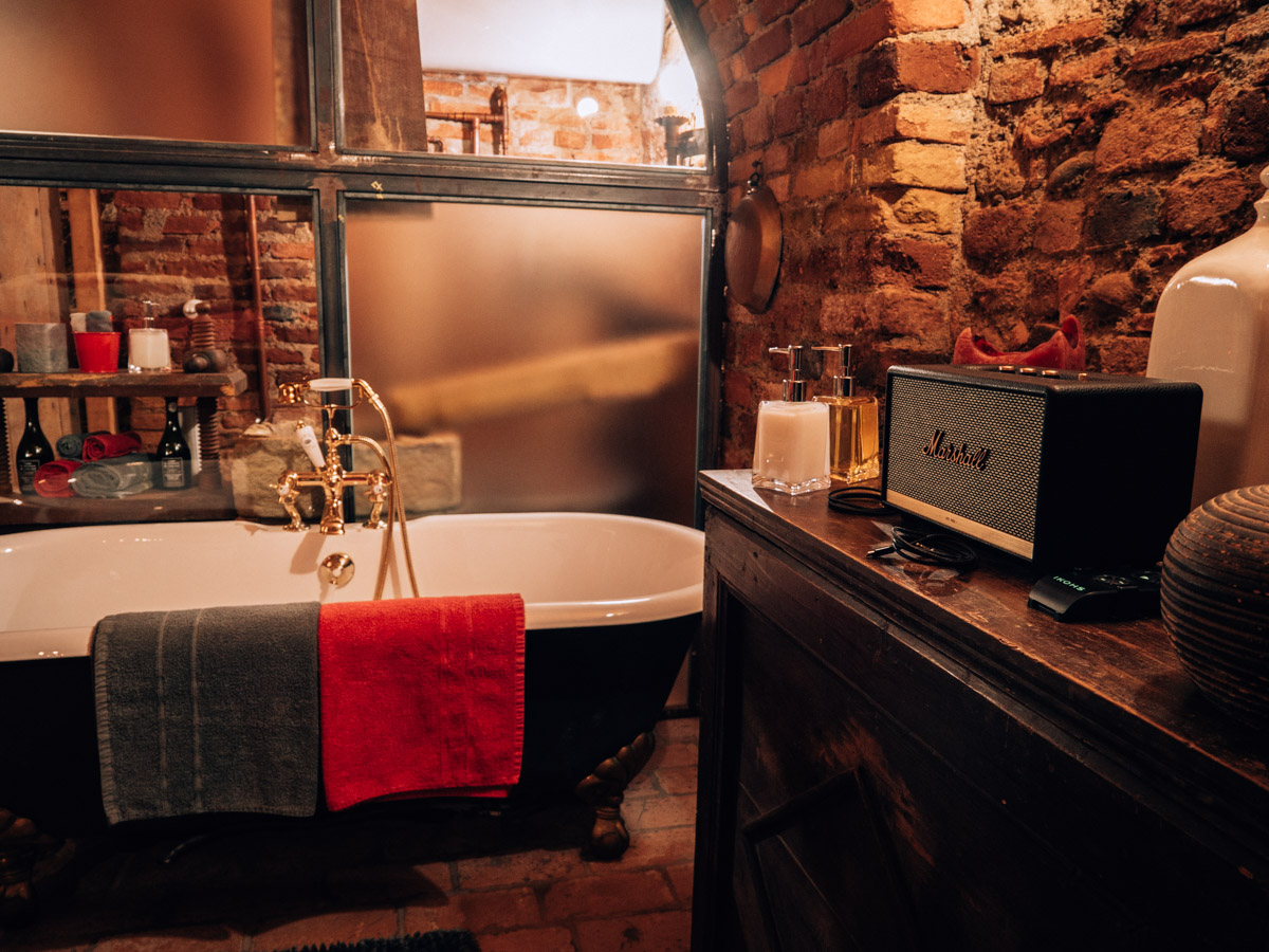 al silter alloggi insoliti