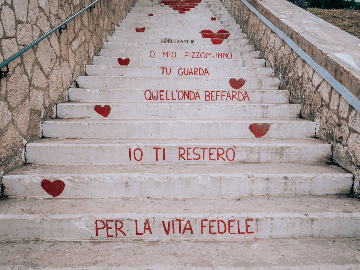 scalinata dell'amore vieste
